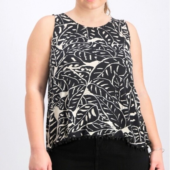 Three Dots Tops - NWOT Three Dots floral tank with pom pom trim